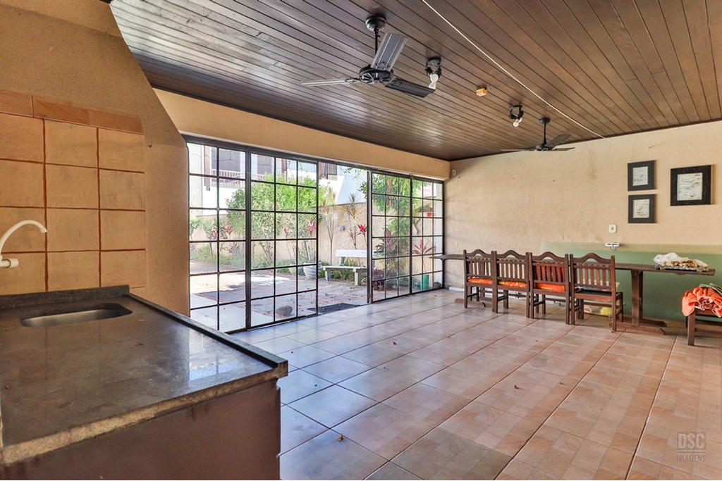 Casa, 3 quartos, 249 m² - Foto 13