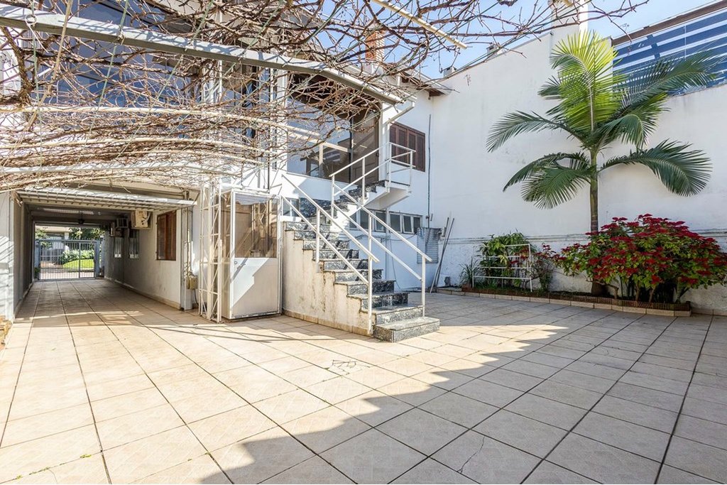 Casa à venda com 6 quartos, 346m² - Foto 44