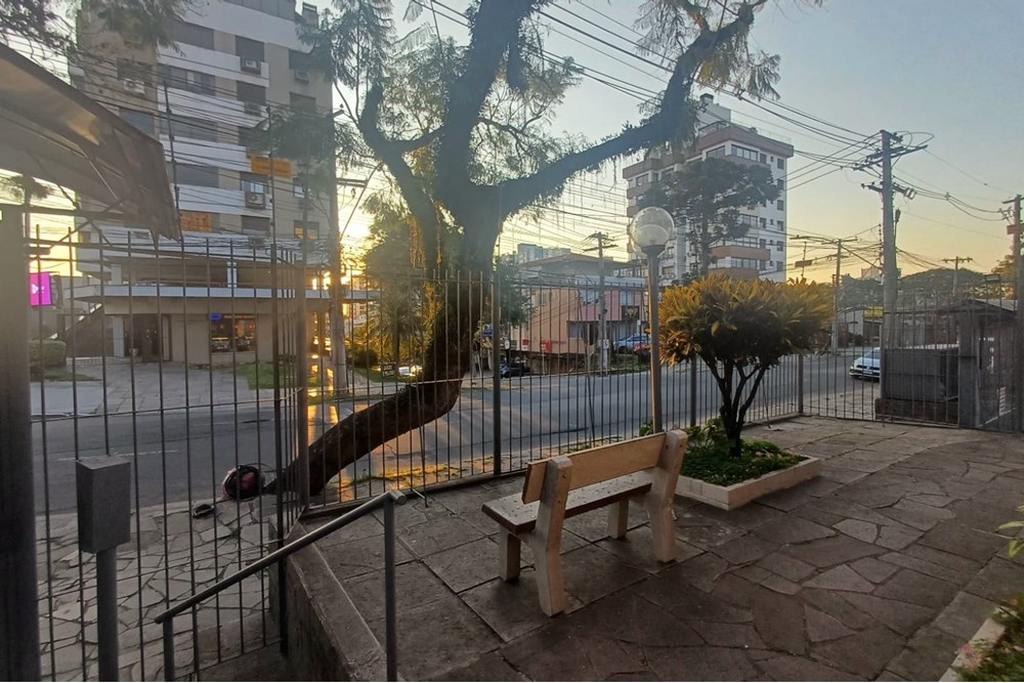 Apartamento à venda com 4 quartos, 76m² - Foto 21
