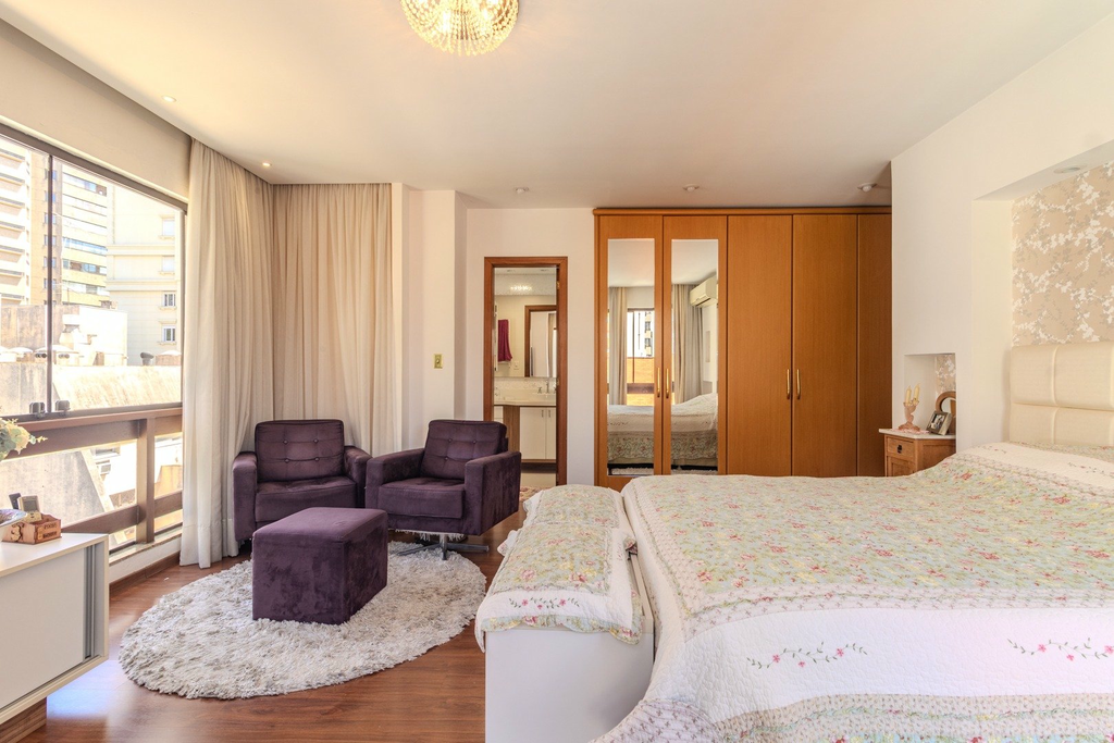 Cobertura, 3 quartos, 270 m² - Foto 2