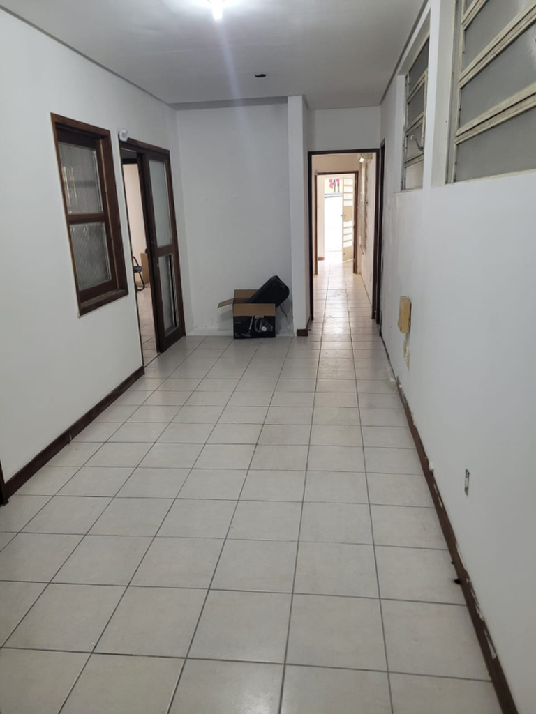 Depósito-Galpão, 219 m² - Foto 8