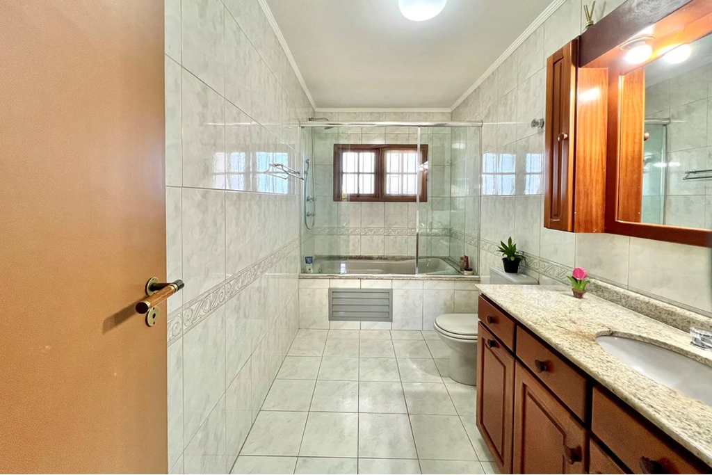Casa, 3 quartos, 261 m² - Foto 37