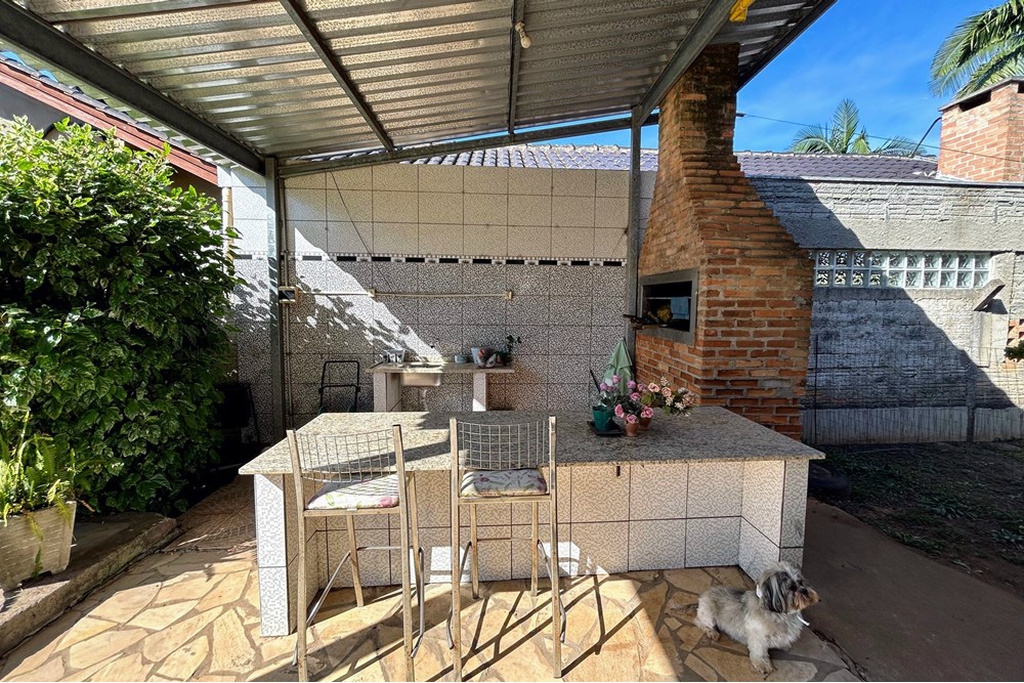 Casa à venda com 3 quartos, 213m² - Foto 9