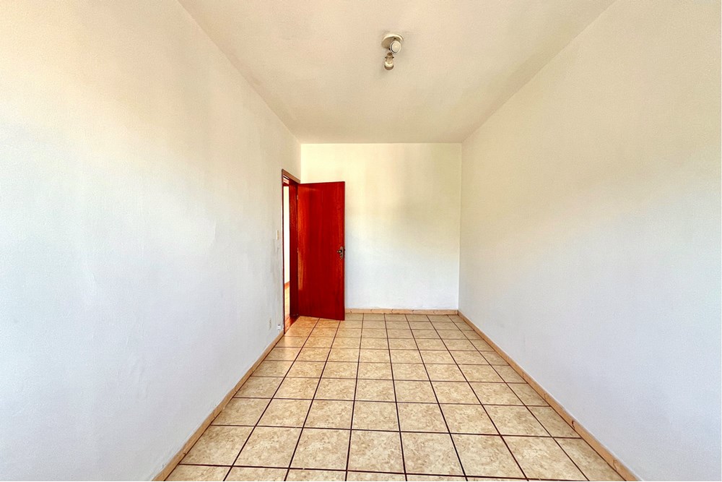 Apartamento à venda com 2 quartos, 78m² - Foto 15