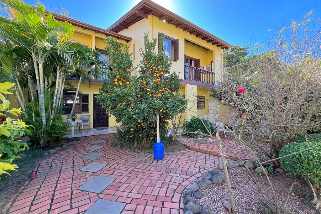 Casa à venda com 4 quartos, 205m² - Foto 13