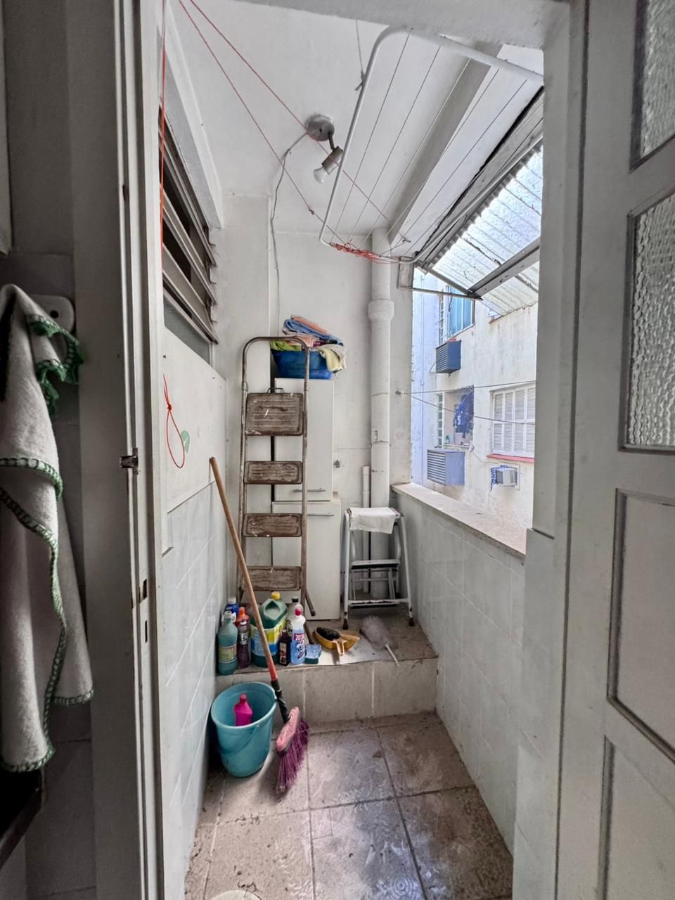 Apartamento à venda com 2 quartos, 56m² - Foto 13
