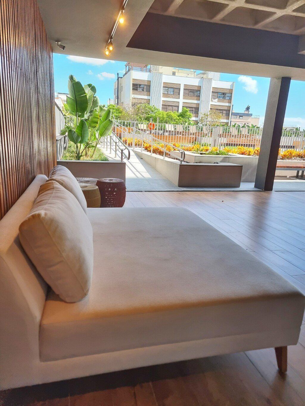 Apartamento à venda com 1 quarto, 45m² - Foto 12