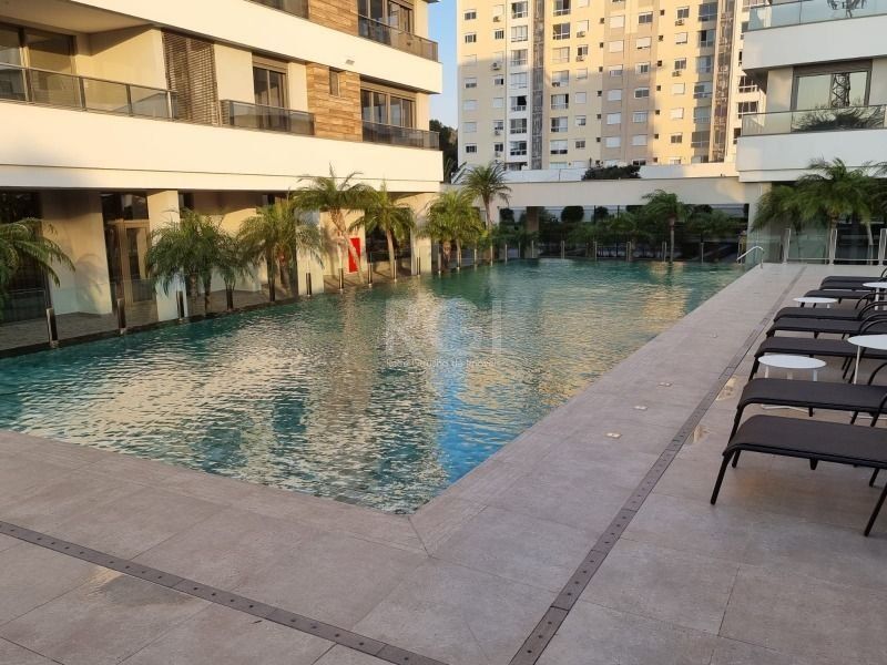Apartamento à venda com 1 quarto, 39m² - Foto 2