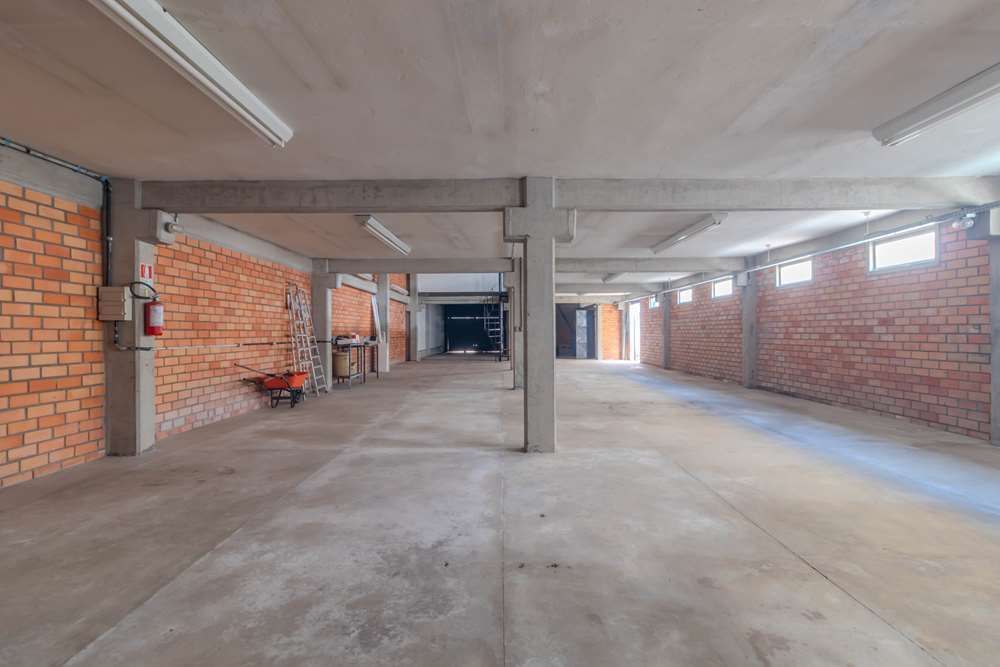 Depósito-Galpão-Armazém à venda, 718m² - Foto 7