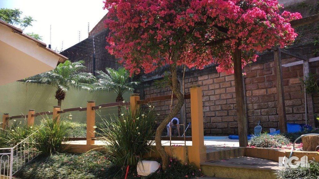 Casa à venda com 4 quartos, 243m² - Foto 9