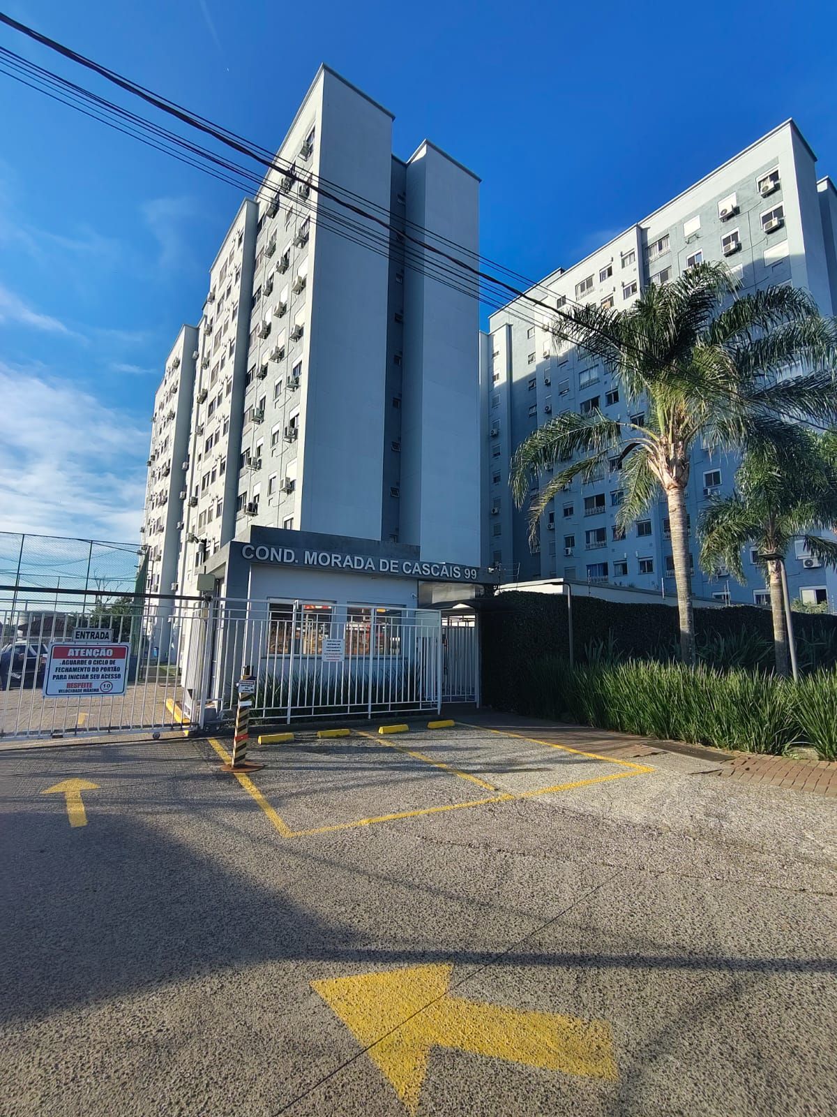 Apartamento com 48m², 2 dormitórios no bairro Passo das Pedras em Porto Alegre para Comprar