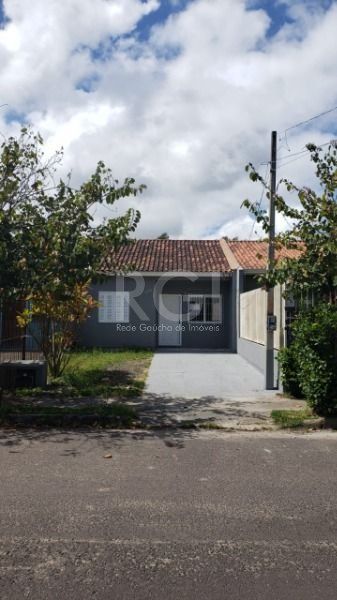 Casa para Venda - 54m², 2 dormitórios, 2 vagas - Hípica
