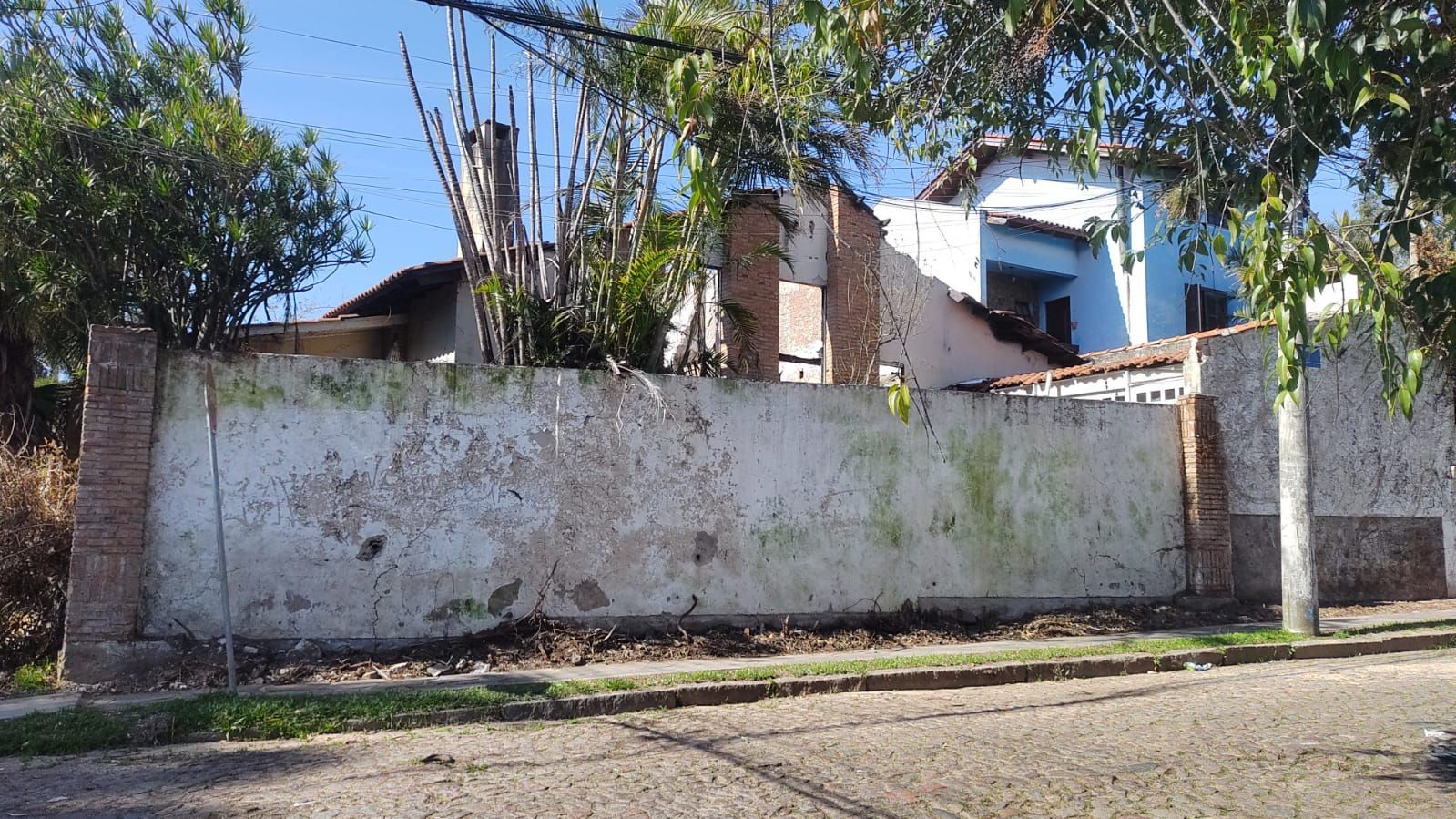 Terreno no bairro Guaruja