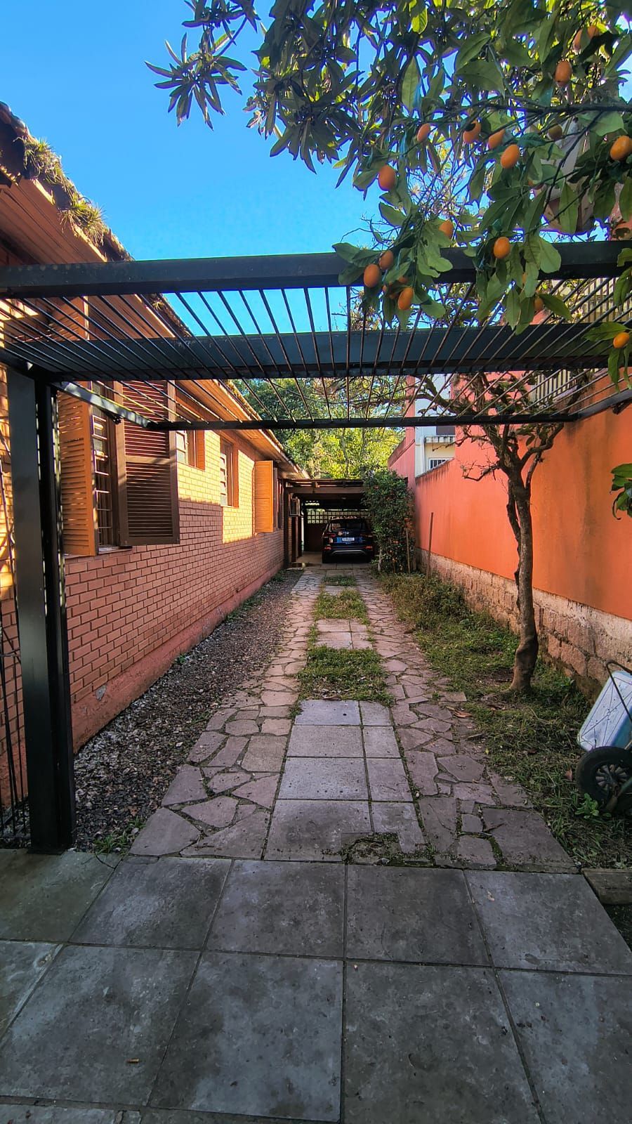 Casa a venda de 3 dormitórios no bairro Guarujá — foto 5