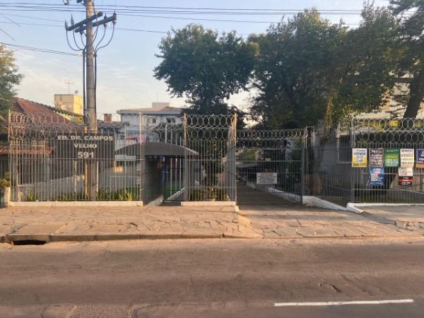 Apartamento à venda com 73m², 3 quartos, 1 vaga no bairro Cristal em Porto Alegre