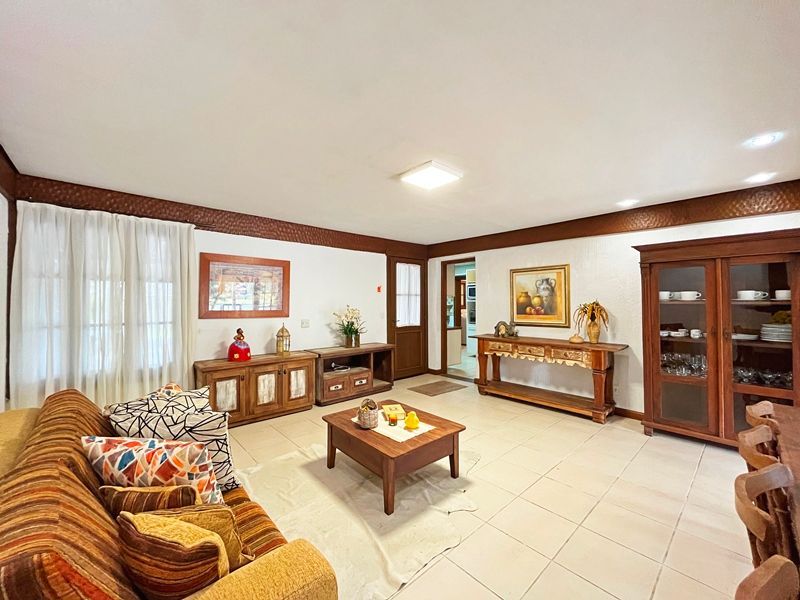 Casa de Condomínio à venda com 3 quartos, 379m² - Foto 12