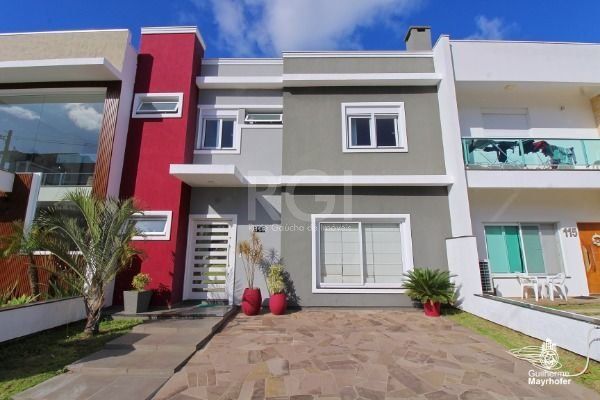 Casa de Condomínio 3 dormitórios no bairro Hípica