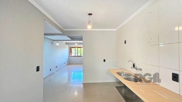Casa à venda com 3 quartos, 106m² - Foto 9