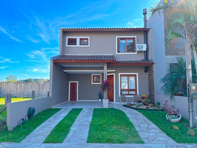 Casa à venda com 3 quartos, 134m² - Foto 2