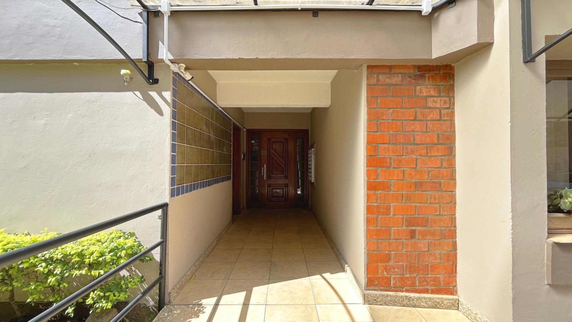 Cobertura à venda com 2 quartos, 112m² - Foto 3