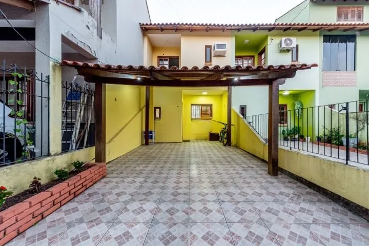 Casa 2 dormitórios no bairro Aberta dos Morros