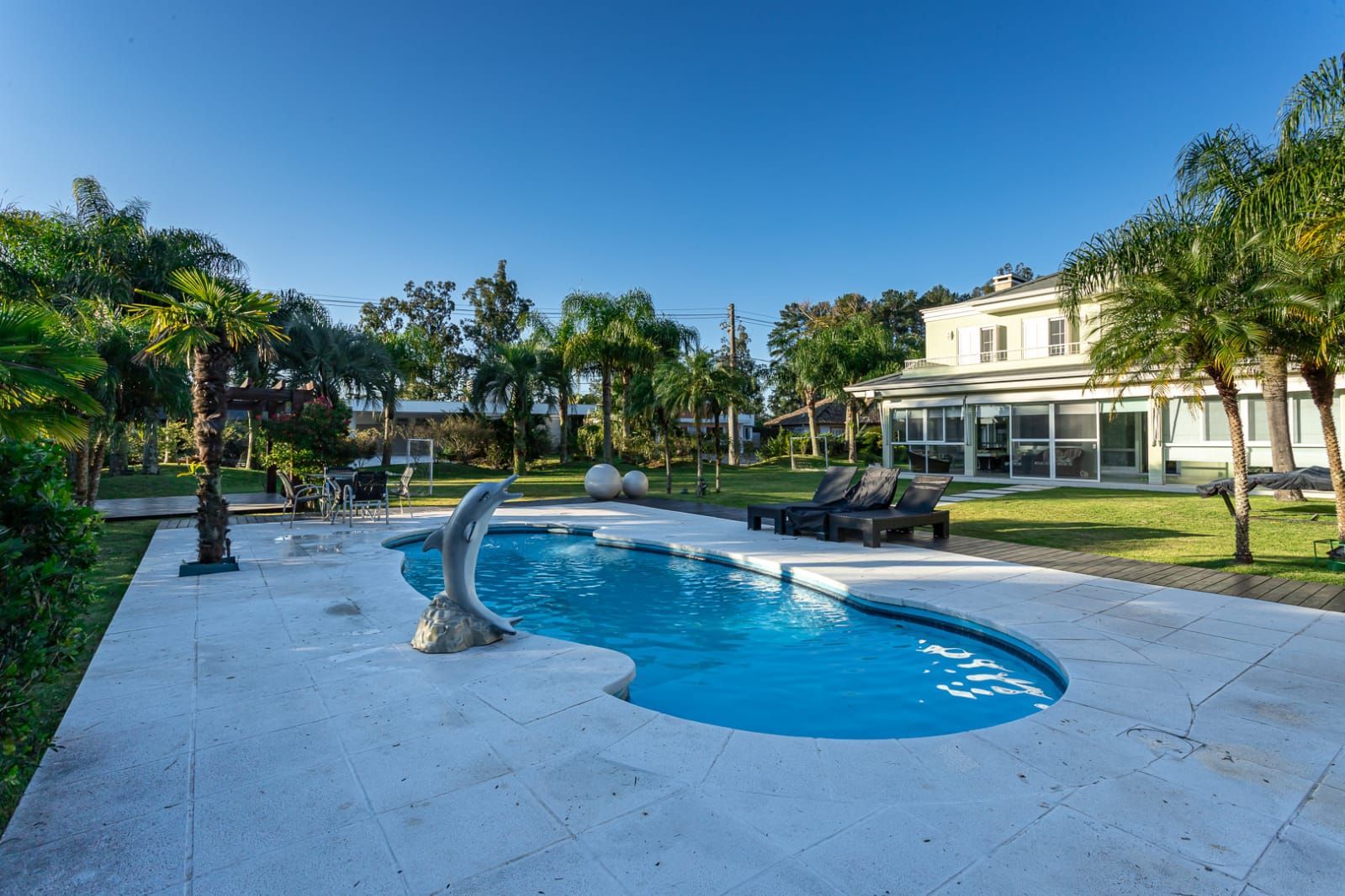 Casa de Condomínio à venda com 4 quartos, 474m² - Foto 63