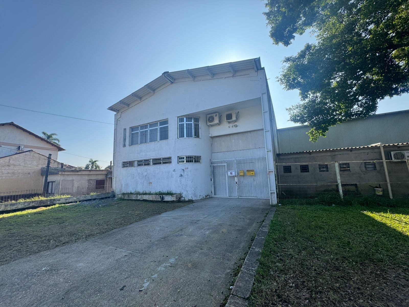 Oportunidade - Pavilhão na Vila Nova - 100m da Av. Vicente Monteggia- 550m² privativos
