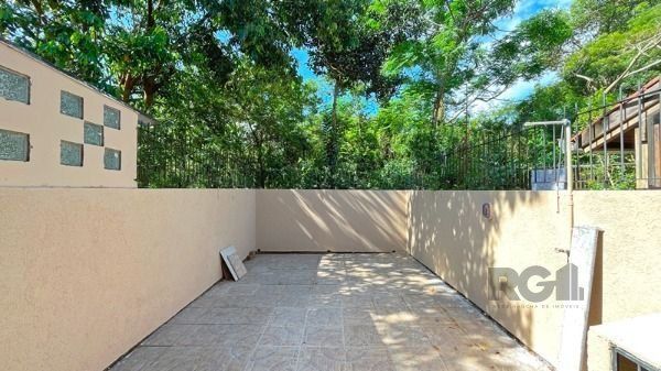 Casa à venda com 3 quartos, 106m² - Foto 11