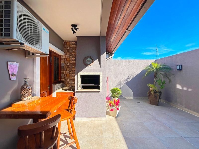 Casa à venda com 3 quartos, 134m² - Foto 42