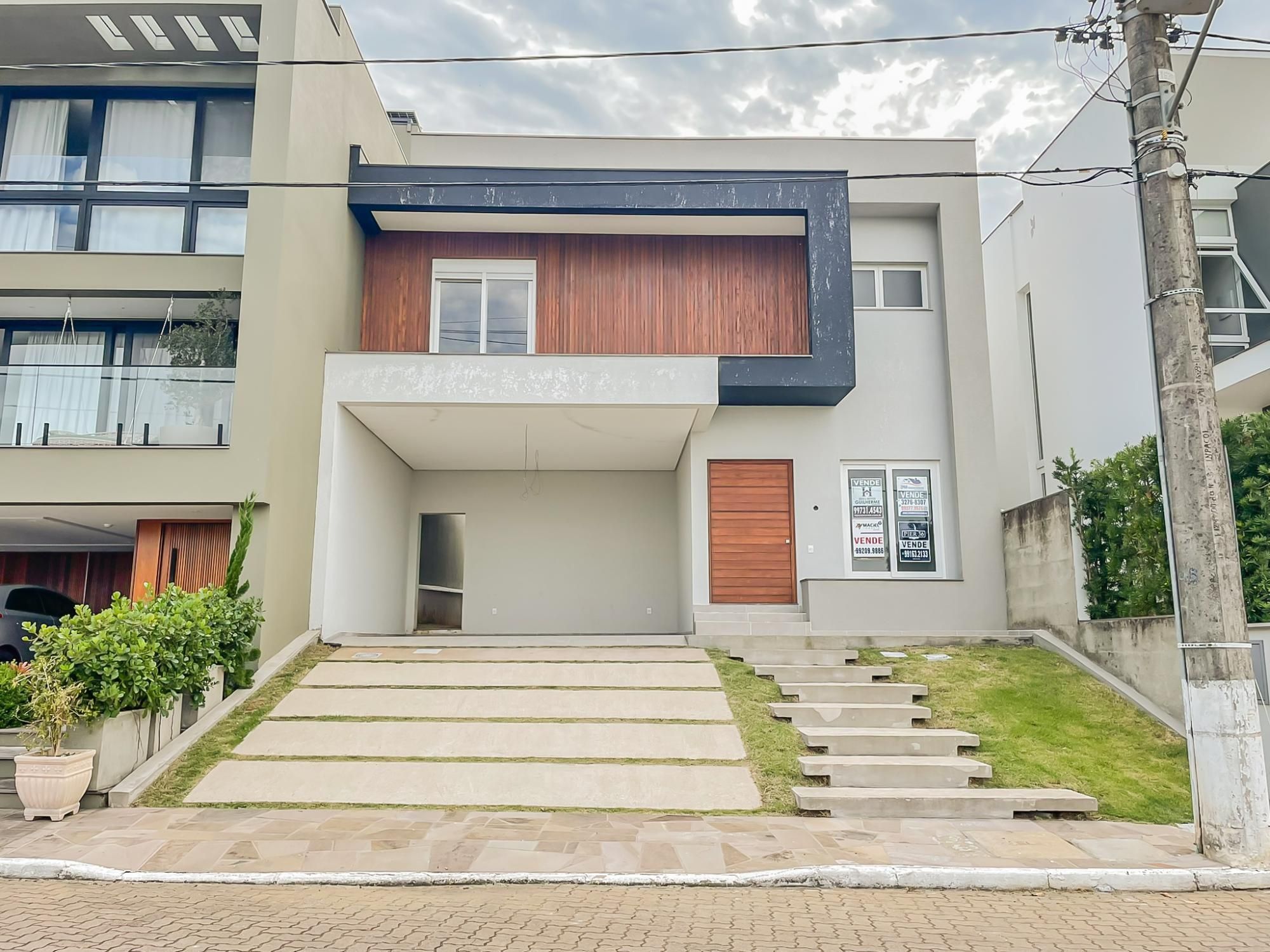 Casa de Condomínio com 199m², 3 dormitórios no bairro Hípica em Porto Alegre para Comprar