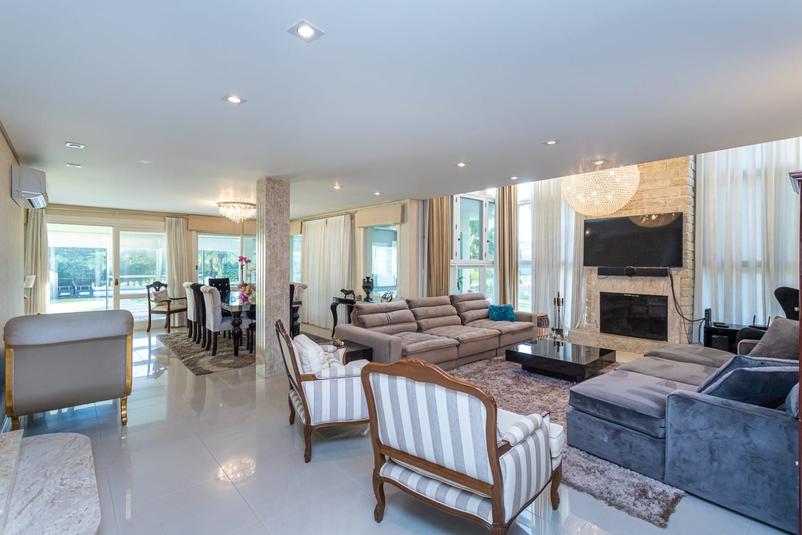 Casa de Condomínio à venda com 4 quartos, 474m² - Foto 11