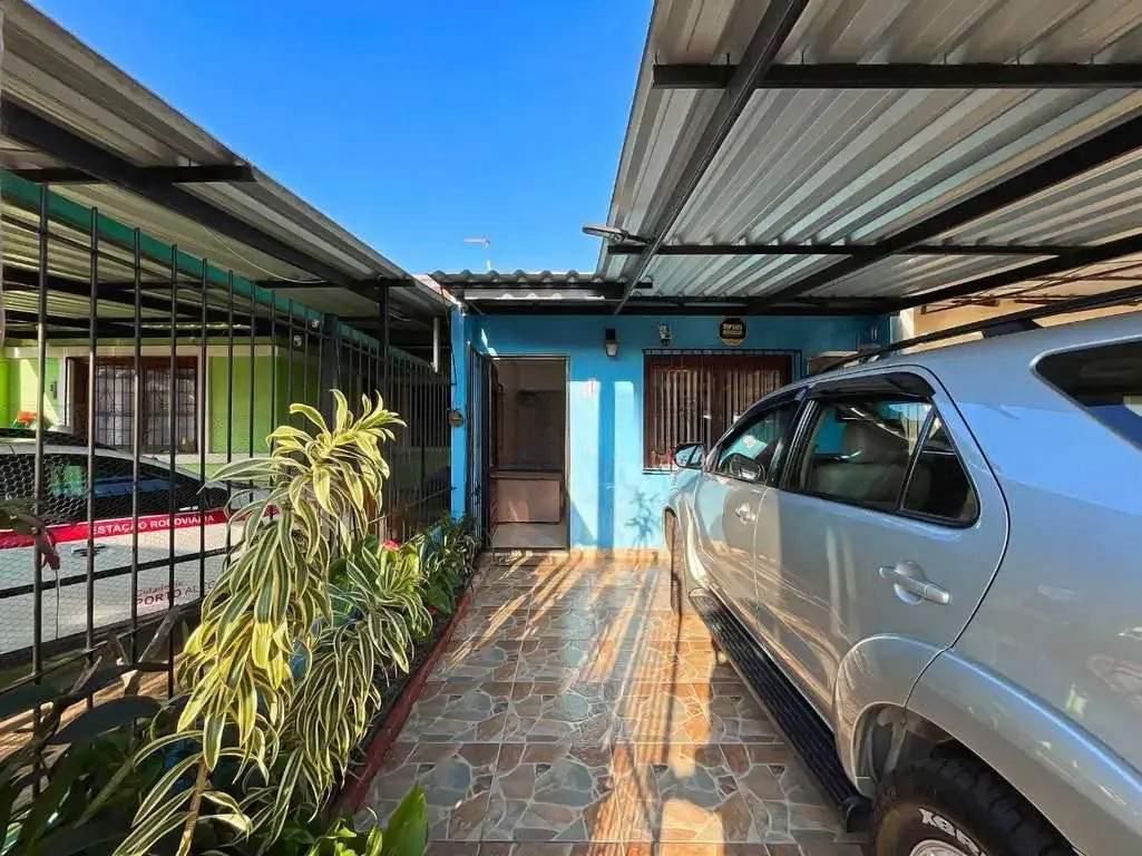 Casa com 76m², 2 dormitórios no bairro Hípica em Porto Alegre para Comprar