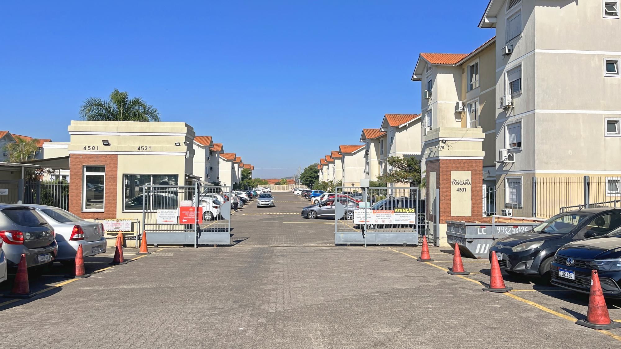 Excelente apartamento 2 dormitórios semi mobiliado