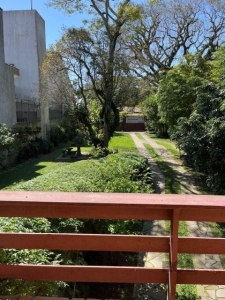Casa à venda com 3 quartos, 328m² - Foto 8