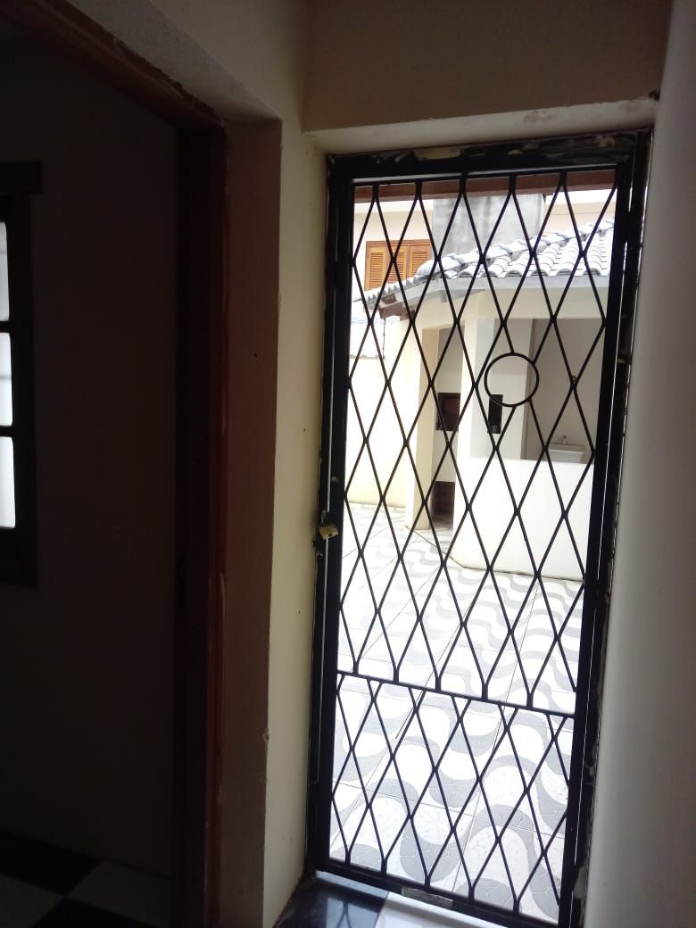 Casa à venda com 2 quartos, 109m² - Foto 23