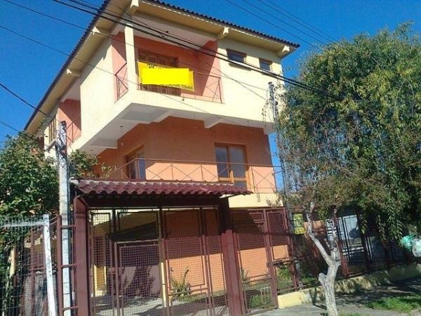 Casa 3 dormitórios no bairro Nonoai