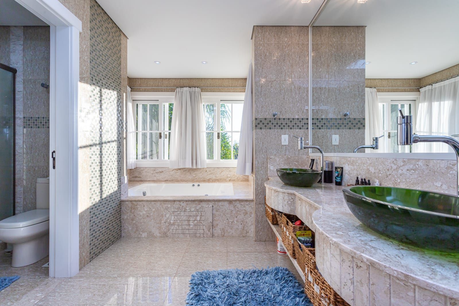 Casa de Condomínio à venda com 4 quartos, 474m² - Foto 32