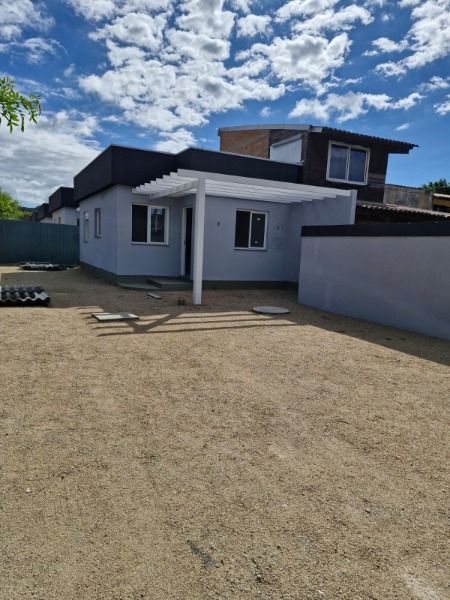 Casa de Condomínio 2 dormitórios no bairro Belém Novo