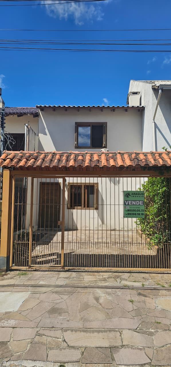 Sobrado 2 dormitórios no bairro Aberta dos Morros