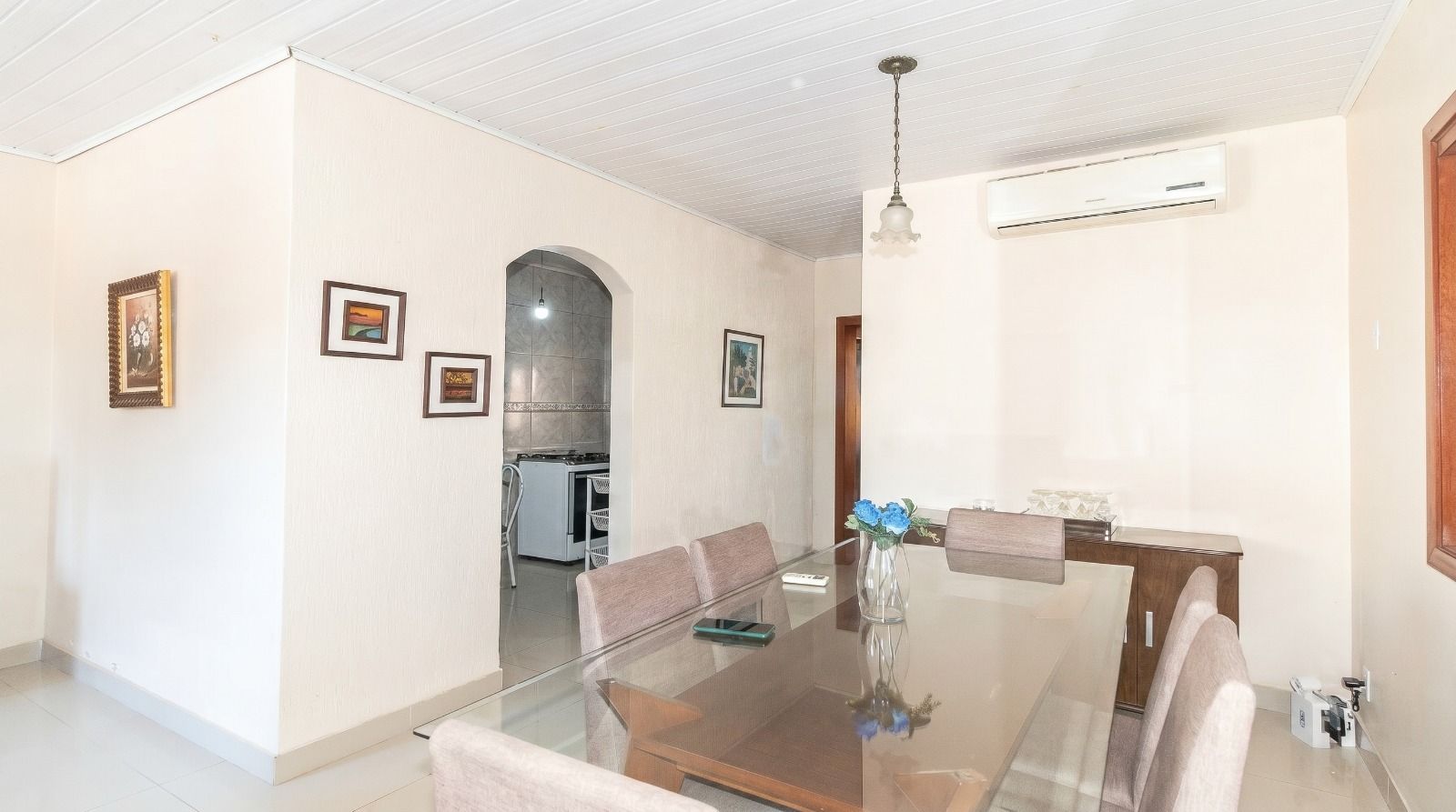 Casa Térrea Reformada na Tristeza – Pronta para Morar!