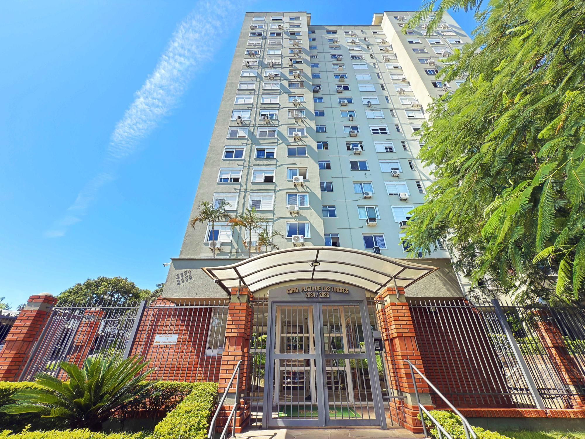 Apartamento de 1 Dormitório com garagem escriturada