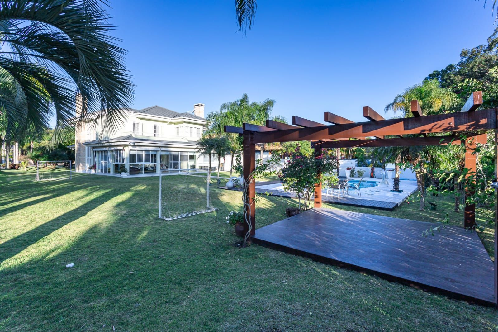 Casa de Condomínio à venda com 4 quartos, 474m² - Foto 5