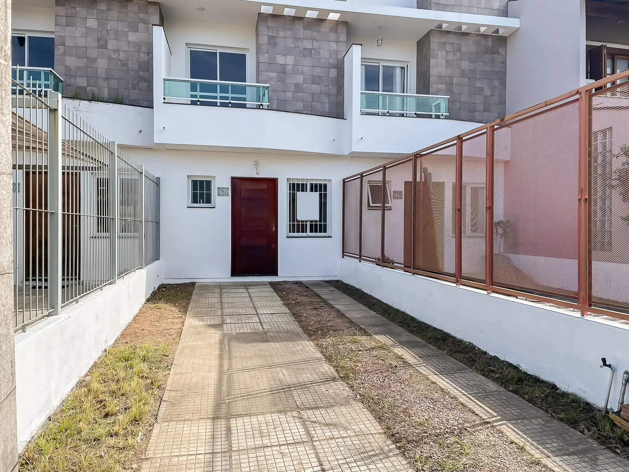 Excelente residência no bairro Hípica com 2 suítes