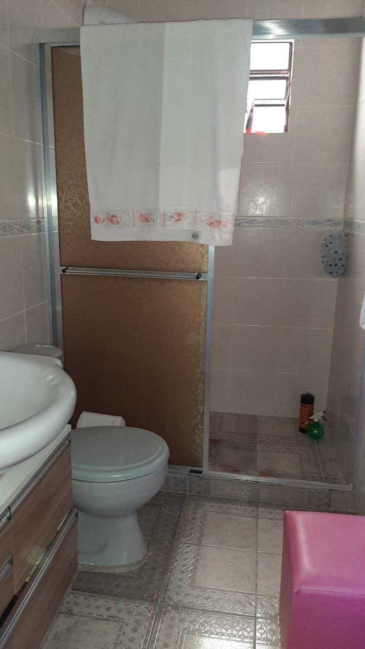 Casa à venda com 2 quartos, 61m² - Foto 5