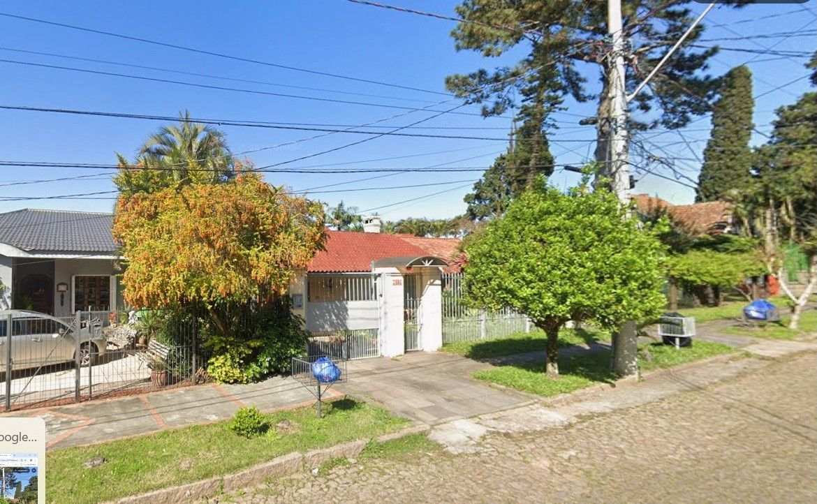 Casa 4 dormitórios no bairro Vila Assunção