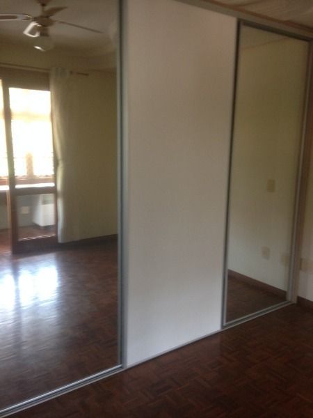 Casa de Condomínio à venda com 4 quartos, 318m² - Foto 10