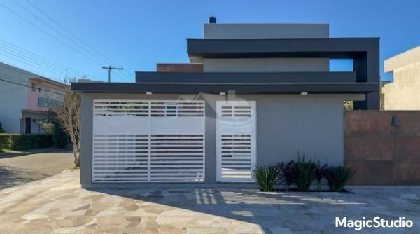 Casa, 3 dormitórios no bairro Hípica em Porto Alegre para Comprar