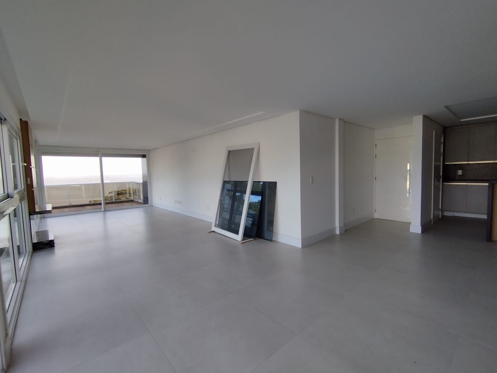 Apartamento - 3 dormitórios, sendo 3 suites, 4 vagas - Vila Assunção