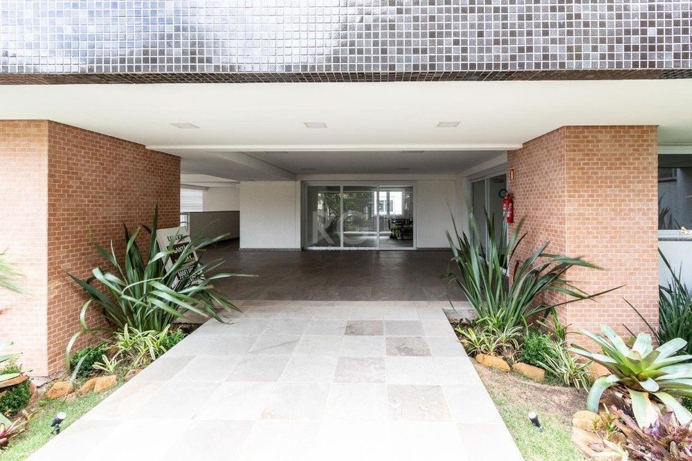 Apartamento com 3 dormitórios sendo 1 suíte á venda Bairro Cristal.