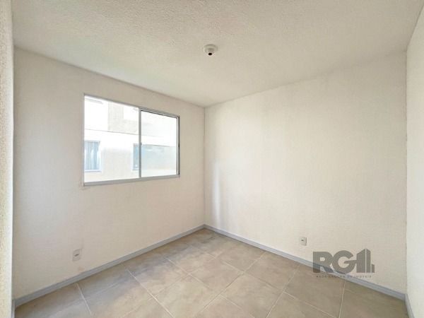 Apartamento à venda com 50m², 2 quartos, 1 vaga no bairro Restinga em Porto Alegre